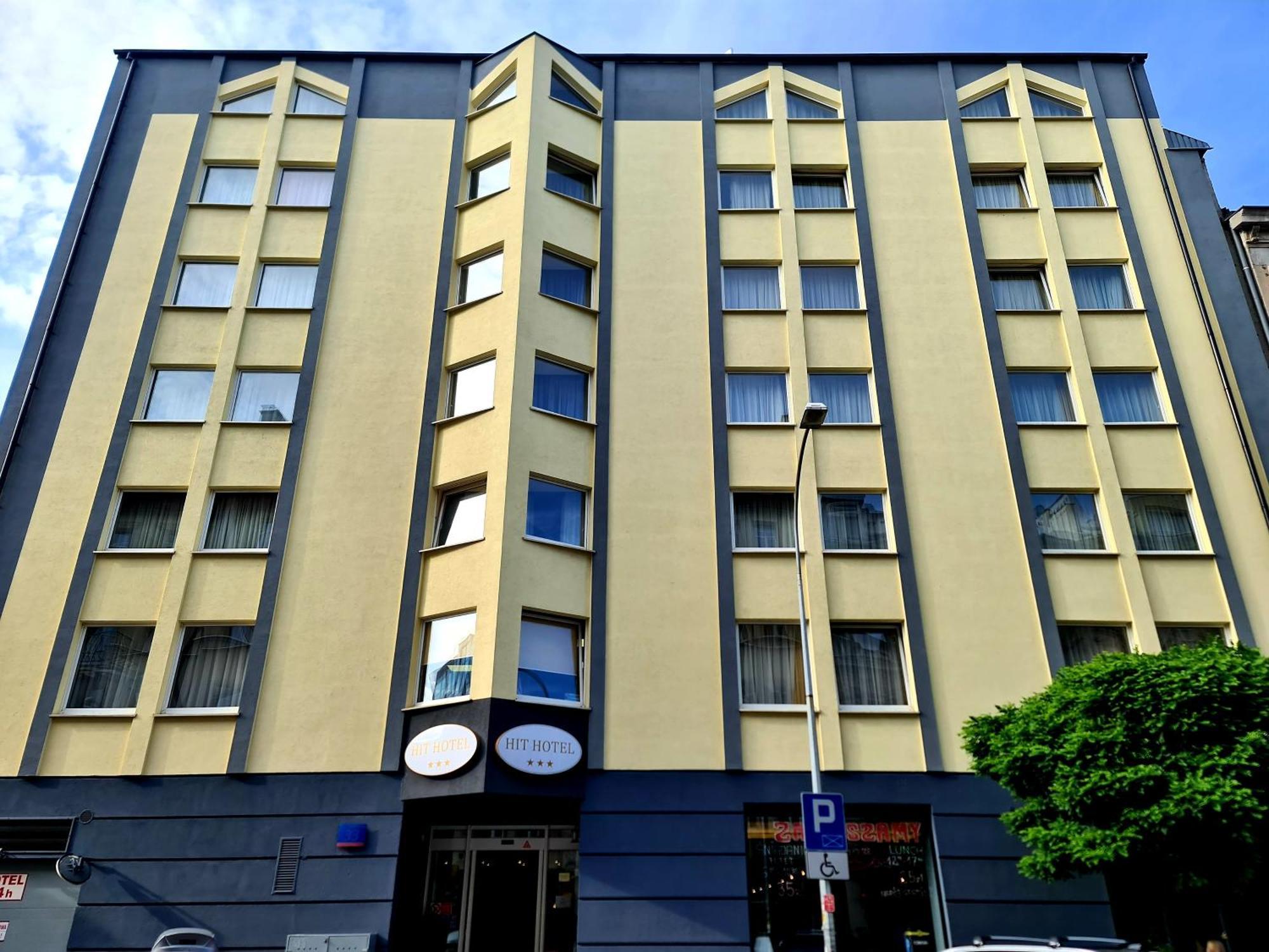 Hit Aparthotel 2*